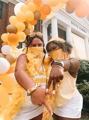 Honey-Im-Hom- Bid-Day-Design